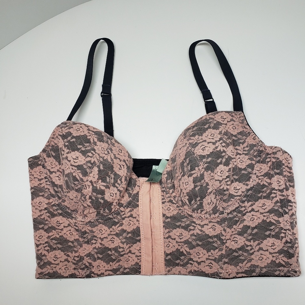 Forever 21 Exclusive Pink Lace Bustier Bra size M